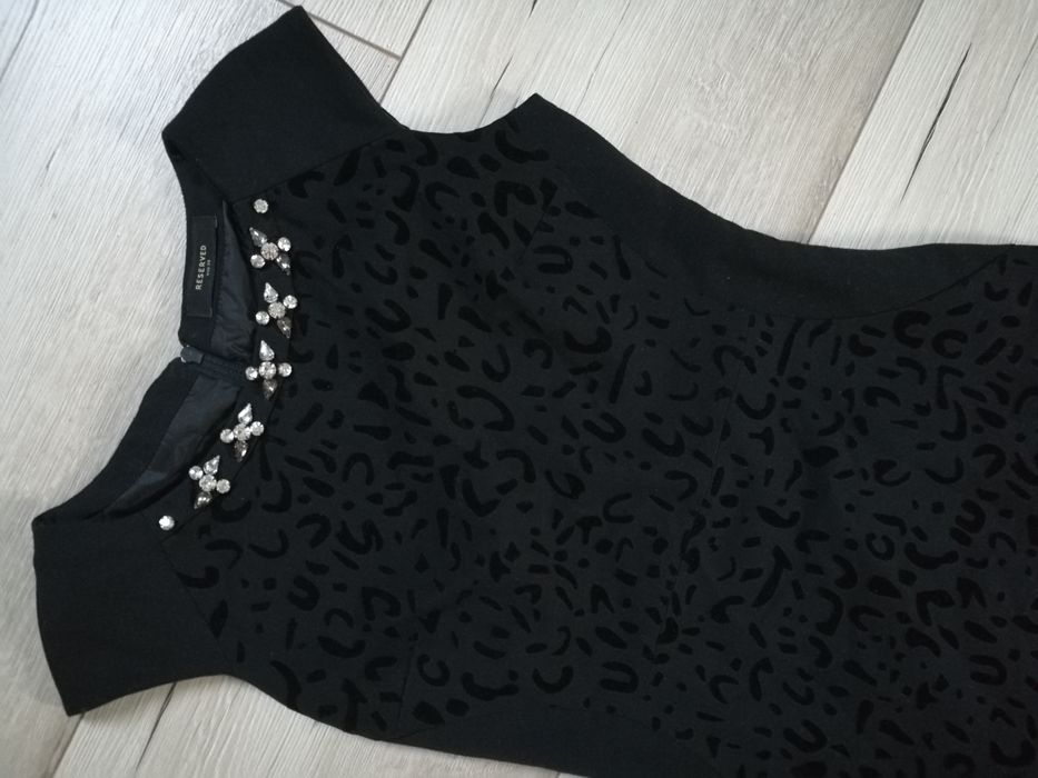 NOWA elegancka sukienka, mała czarna RESERVED 38