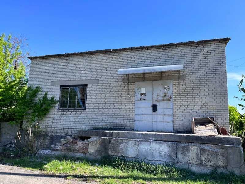 ОРЕНДА – приміщення будівлі - складу, площею 48,60 кв.м. м. Броди