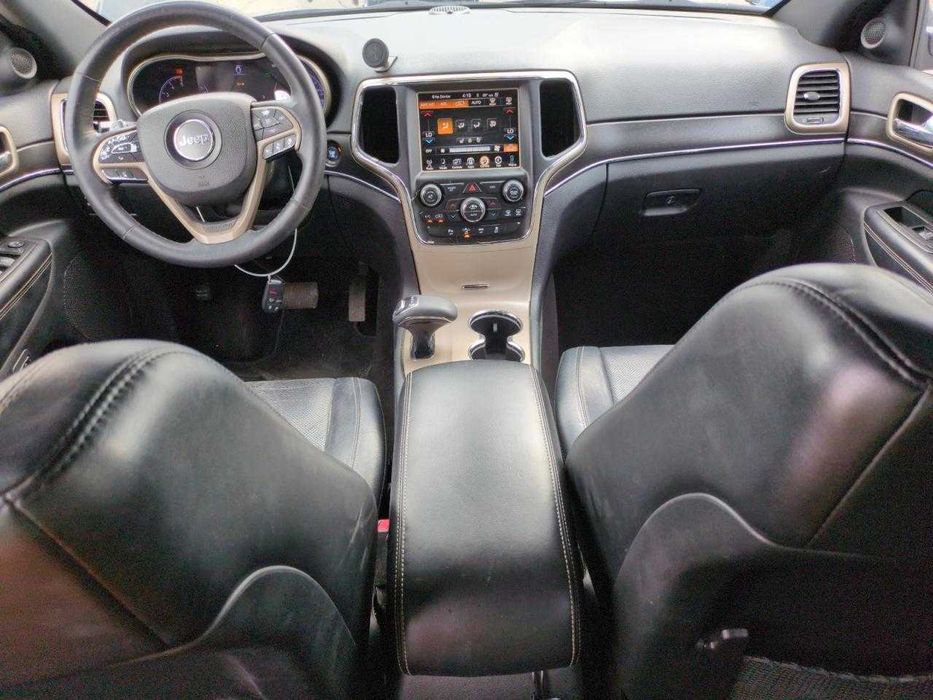 Jeep Grand Cherokee Limited 2015 .
