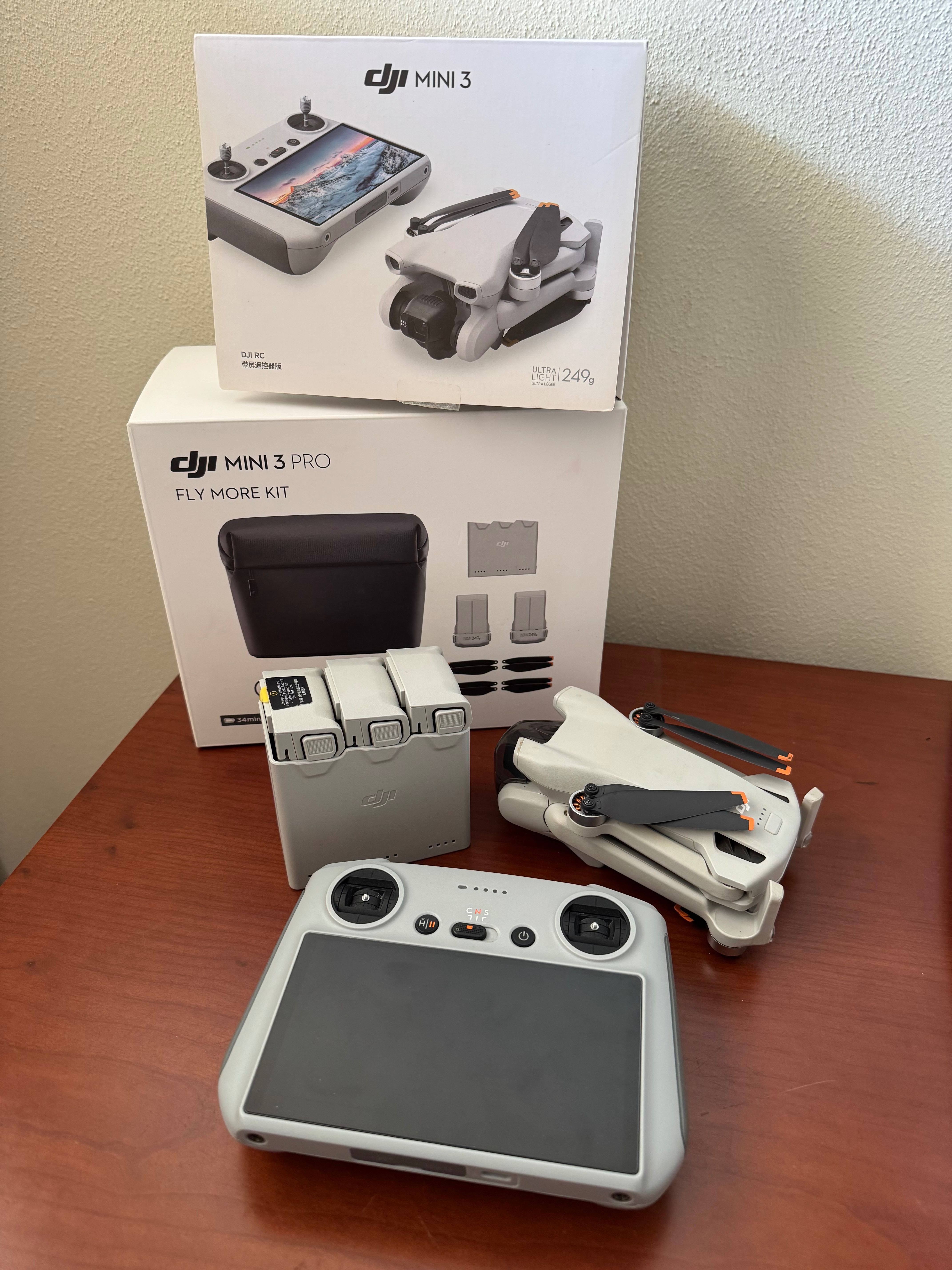 DJI Mini 3 Fly More Combo