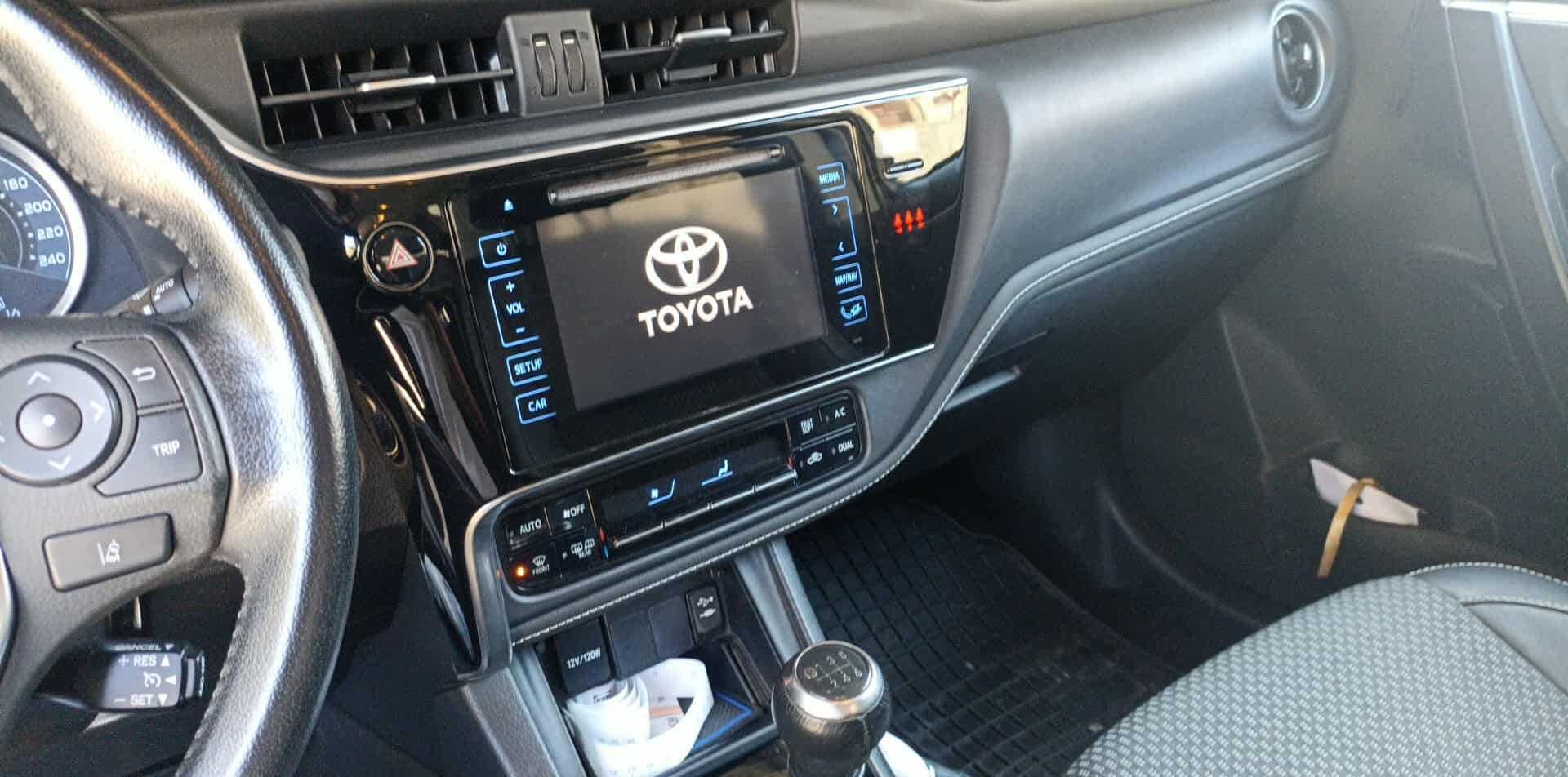 Toyota Corolla 2017 edição especial dos 50 anos