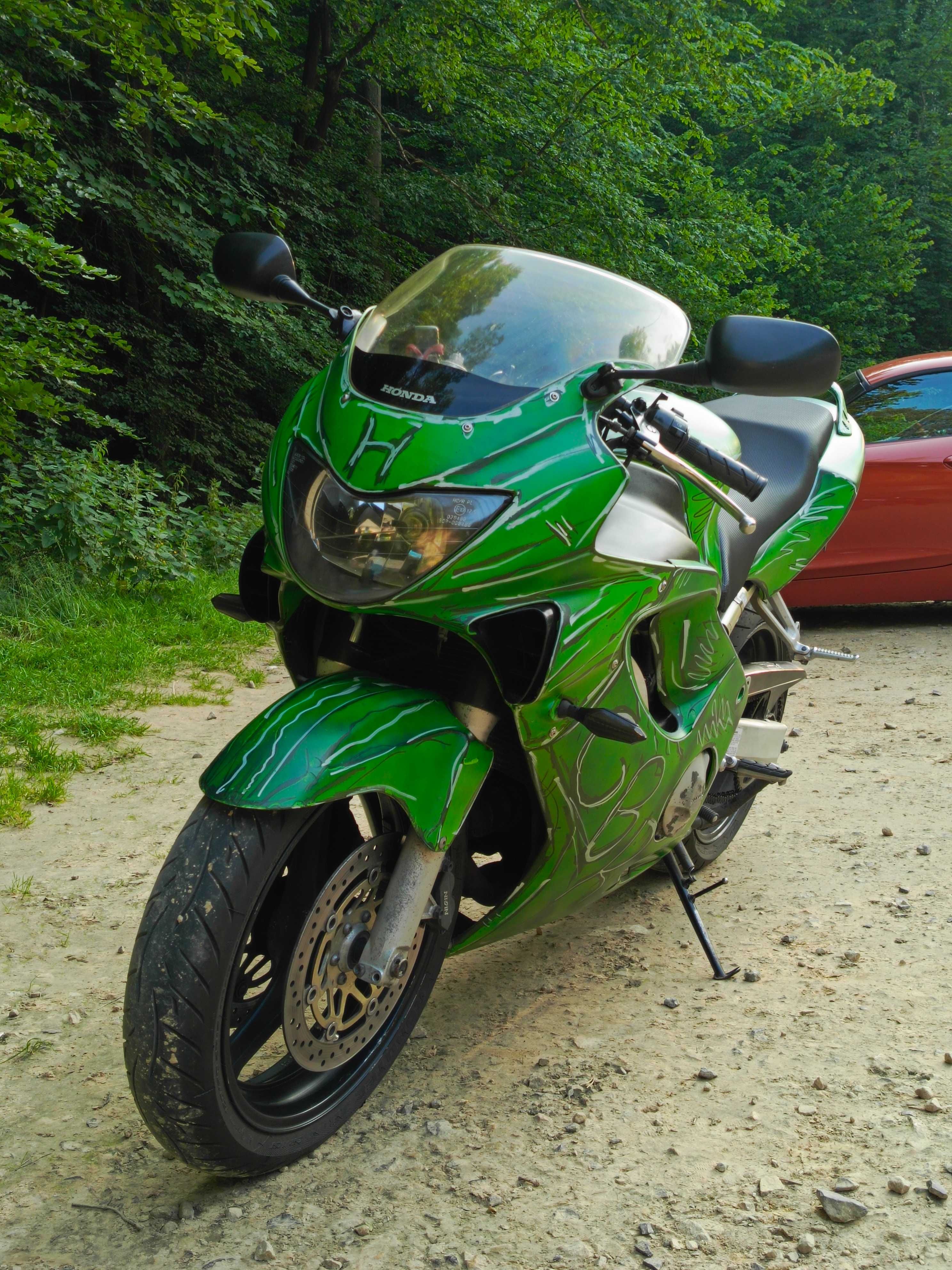 Honda CBR 600 F4