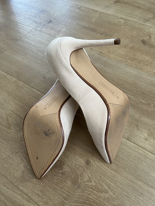 Sapatos salto-alto bege Bershka - 39