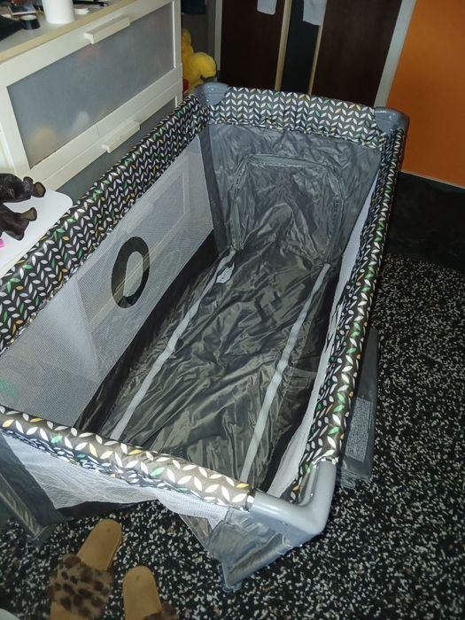 Łóżeczko jak nowe. turystyczne lionello