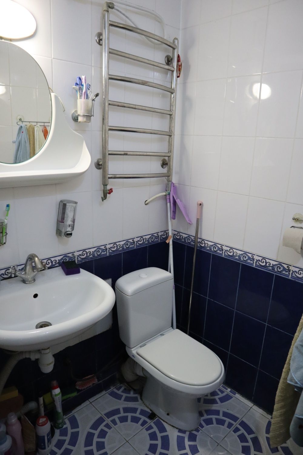 Продам 2 кВ 2/5 Виставка  вул.Перемоги Терміново Торг!