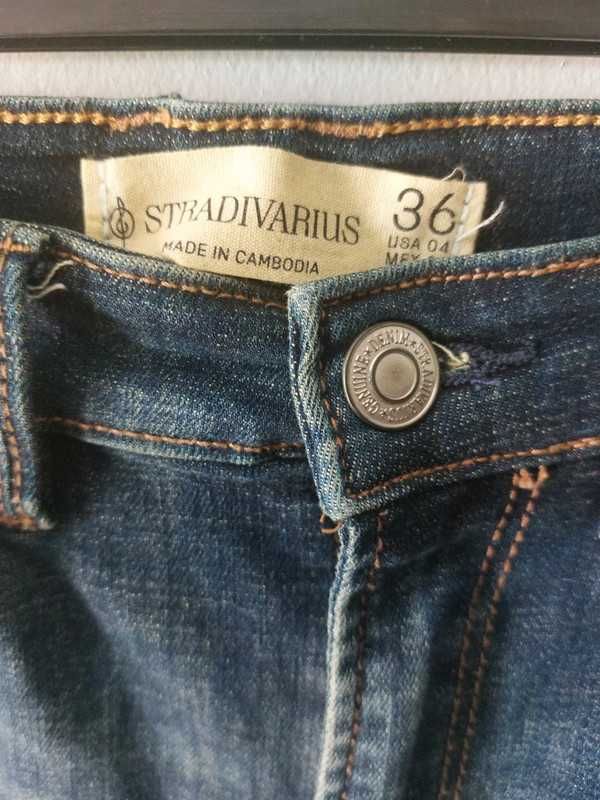 Calças Stradivarius