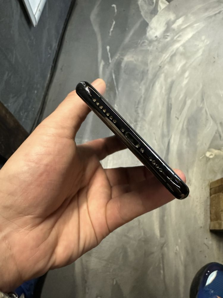 Iphone 11 pro max 256gb icloud