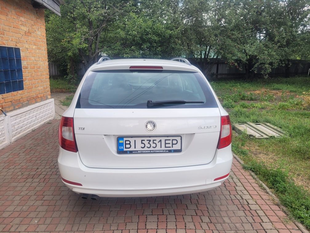 Продам Шкоду Суперб 2.   1.6 tdi