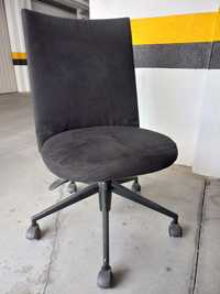 Cadeira escritório cor preta
