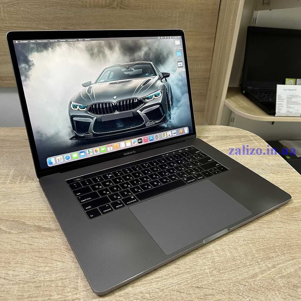 ноутбук Apple MacBook Pro 15 2018 i7/16GB/256GB/Radeon 555x A1990