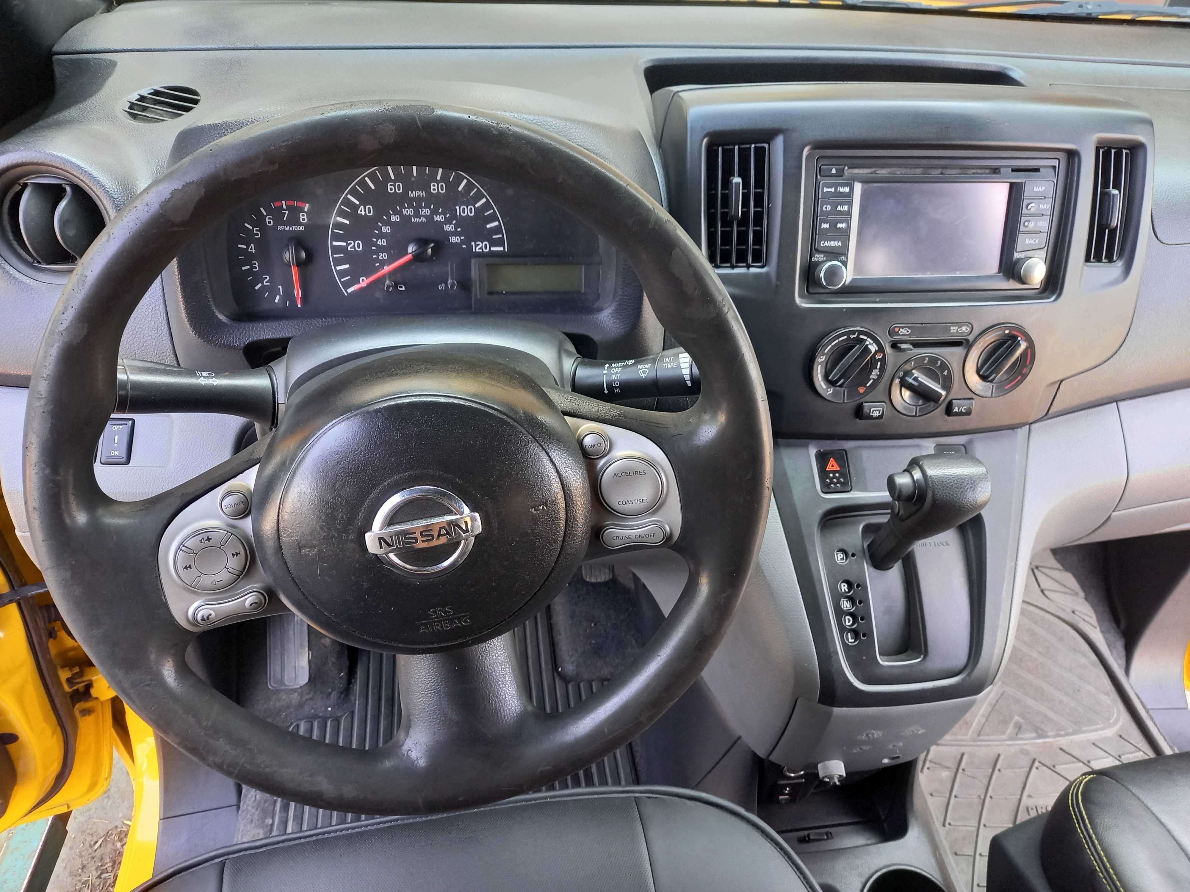 Микроавтобус пассажирский Nissan NV200 Taxi NY