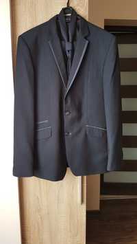 Męski/młodzieżowy garnitur, roz 176, taka M,cena 150 zł, krawat gratis