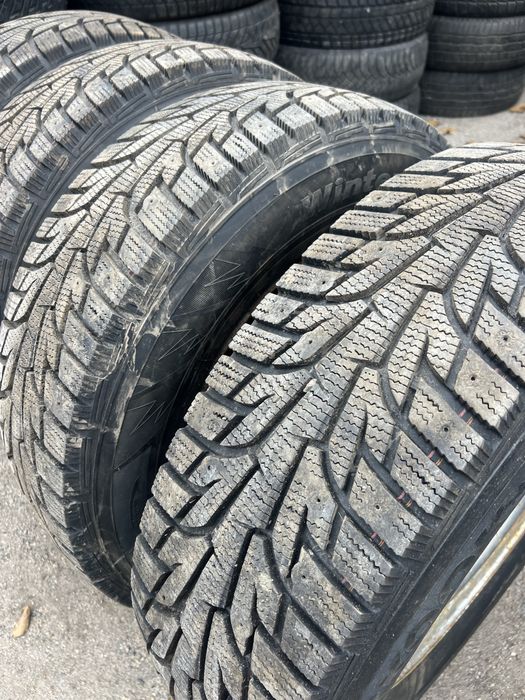 НИВА в сборе  4шт 215/75R15 Hankook Winter i*pike, СКЛАД Б/У РЕЗИНЫ