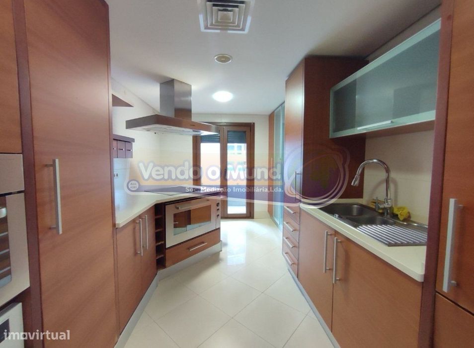 Apartamento em Alverca do Ribatejo (ALV242)