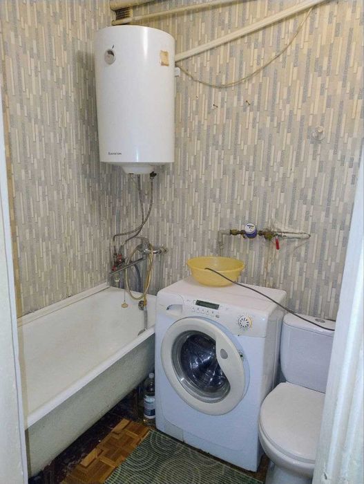 Сдам  1-ю квартиру ,правый берег по ул.Днепровское шосе,5 этаж.