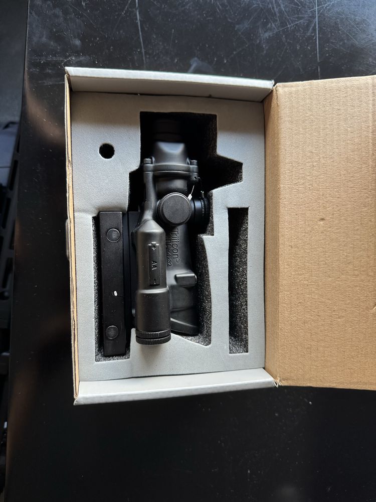 Mira nova  para arma/ airsoft em metal