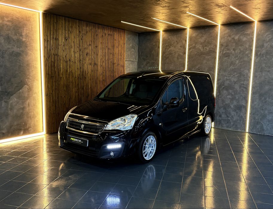 Peugeot Partner 1.6D 100cv Auto - IVA DEDUTÍVEL - 3 lugares