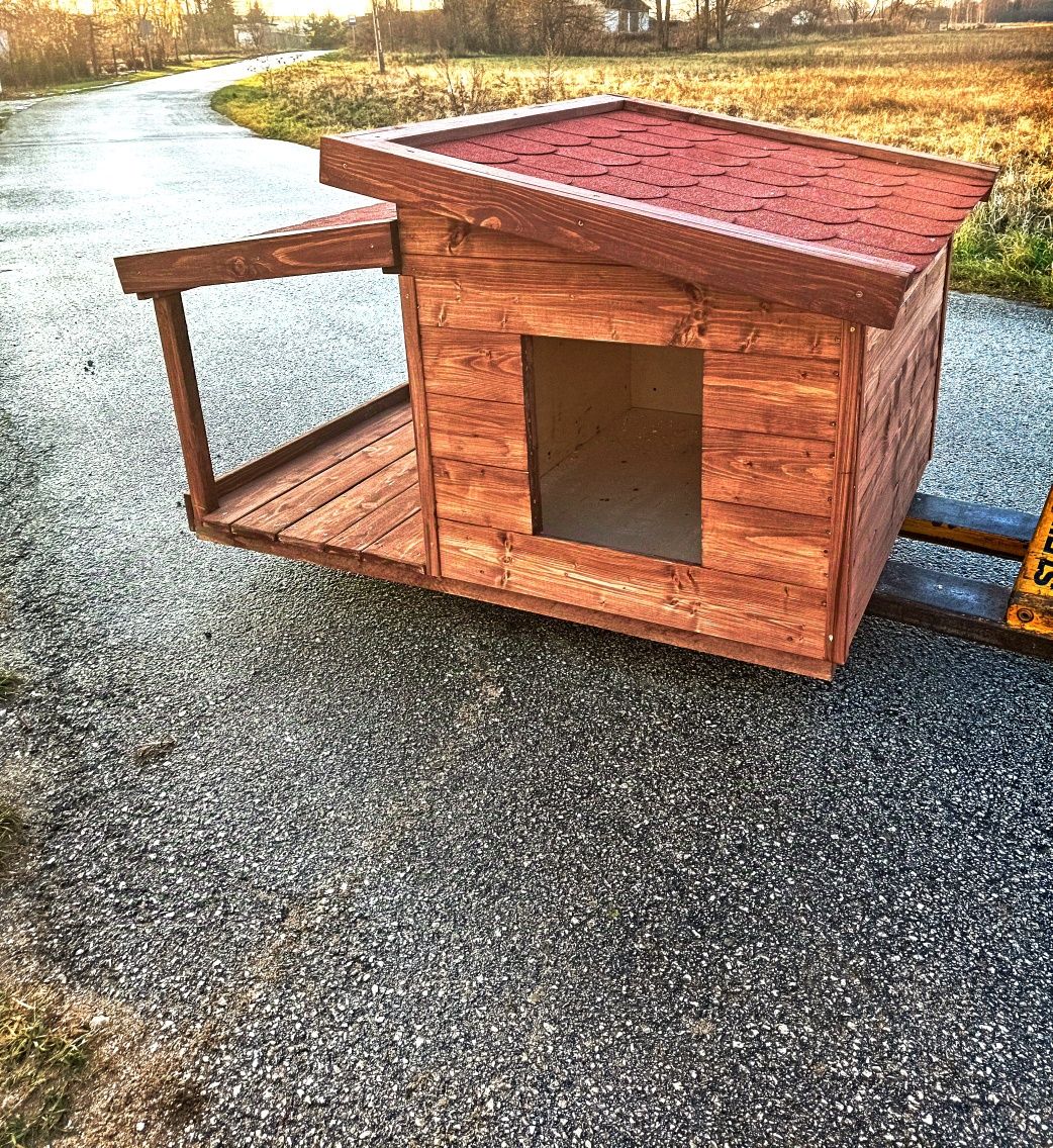 Buda ocieplana buda z tarasem dla dużych psów