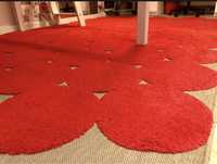 Czerwony, piękny dywan
