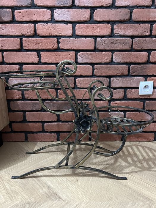 Stojak podwojny kwietnik na kwiaty metalowy stare złoto