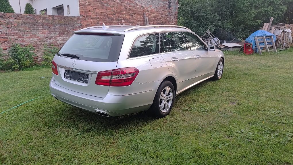 Mercedes 2.2 CDI  W212   Avangarde