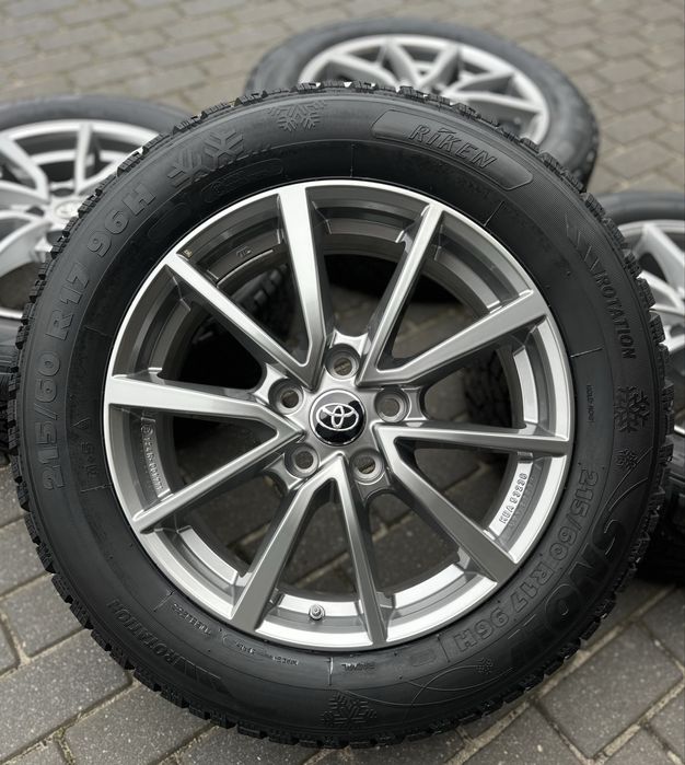 Koła Zimowe 17 Toyota CHR C-HR 5x114,3 Nowe 2025 Felgi 215/60R17