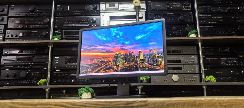 Монітор Dell U2312HMt/VGA/DVI/DP