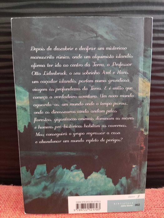 Viagem ao Centro da Terra - Júlio Verne