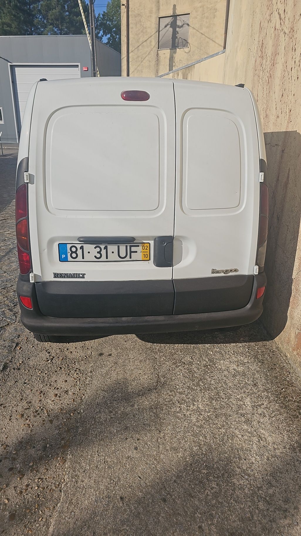 Renault kangoo caixa de fibra