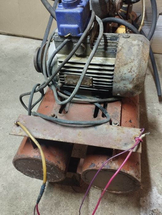 Компресор повітряний , 2-х поршневий, 220 В