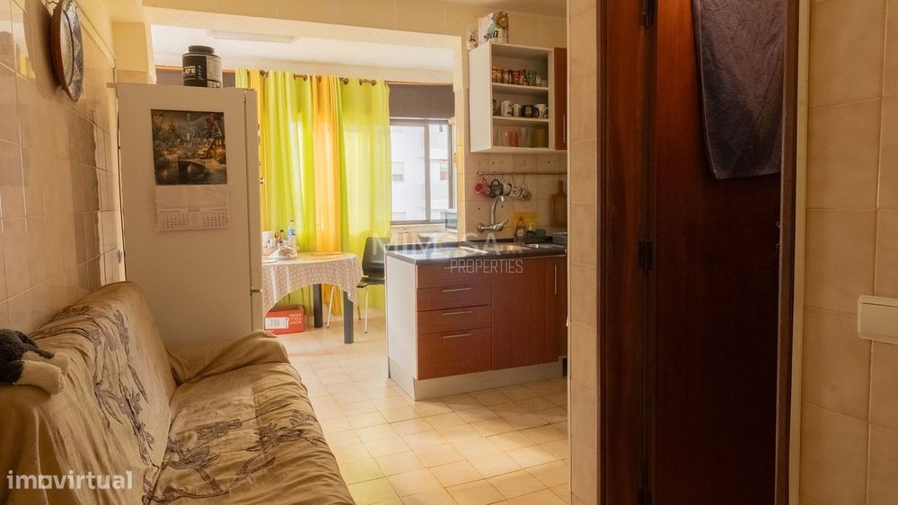 Apartamento T3 espaçoso proximo ao centro de Lagos