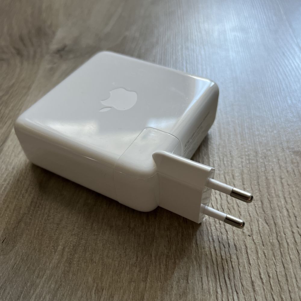Зарядний пристрій MacBook Apple 61W 87W USB-C Power Adapter