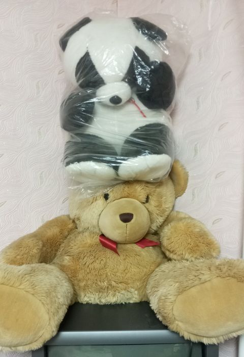 Продам больших медведей