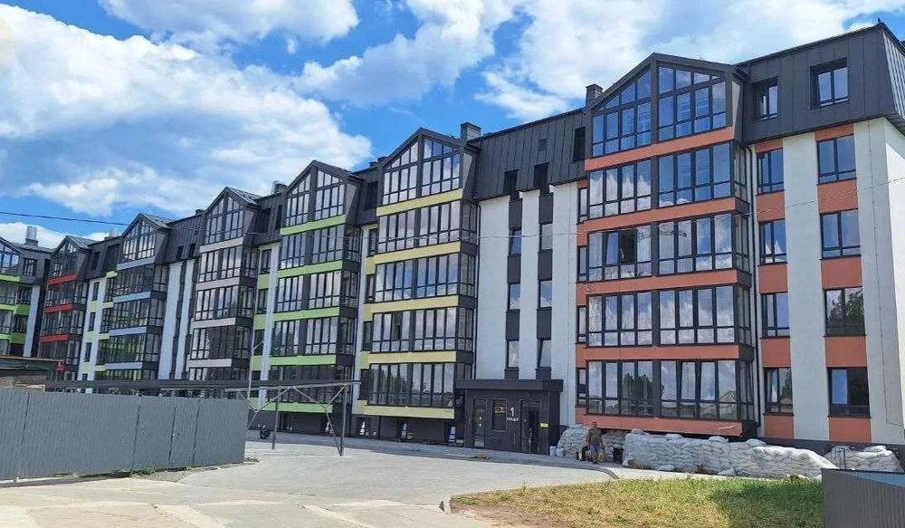 Продам Квартиру Жк Акварель 7 , 5 этаж 26кв/м