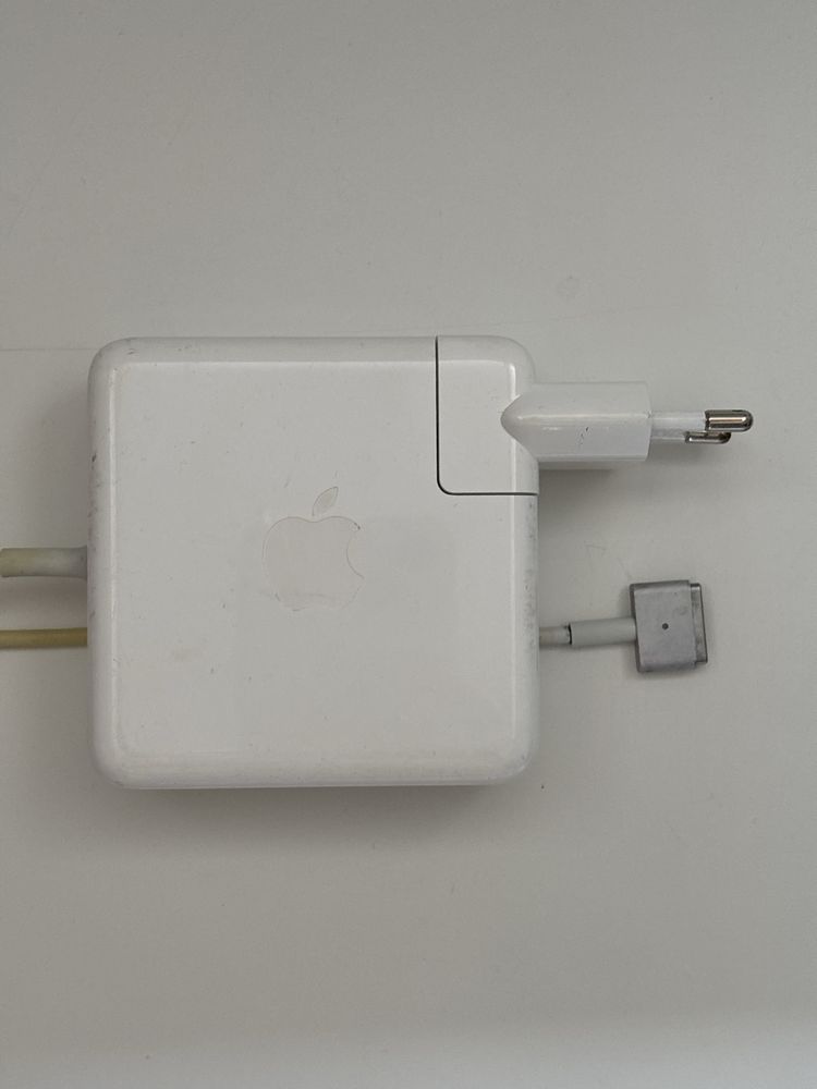 Apple MacBook Pro 15” Retina i7 2.2 GHz 256 SSD świetny komputer