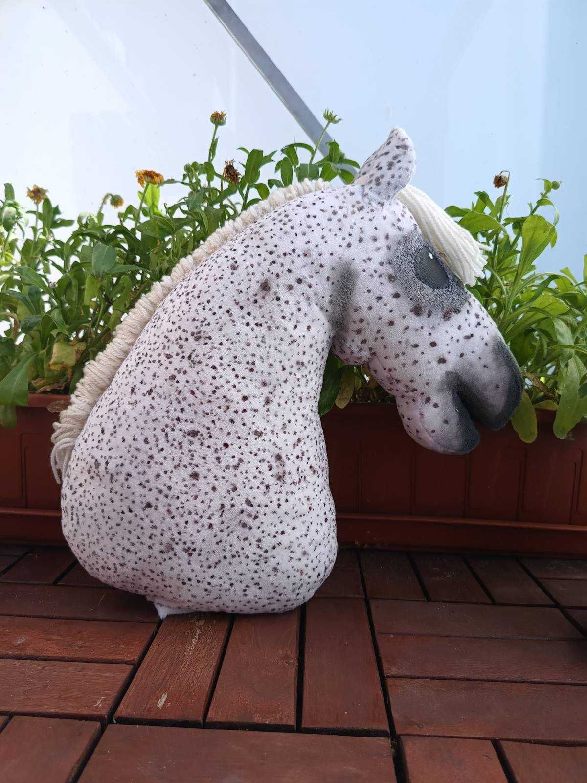 Hobby Horse siwy w hreczke