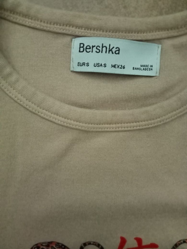 Krótki t-shirt Bershka,rozm.S