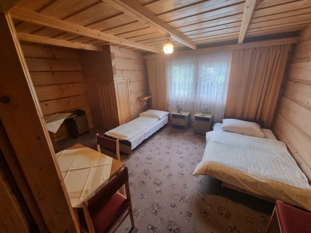 Zakopane Wynajem Pokoje gościnne z łazienkami na korytarzu niska cena