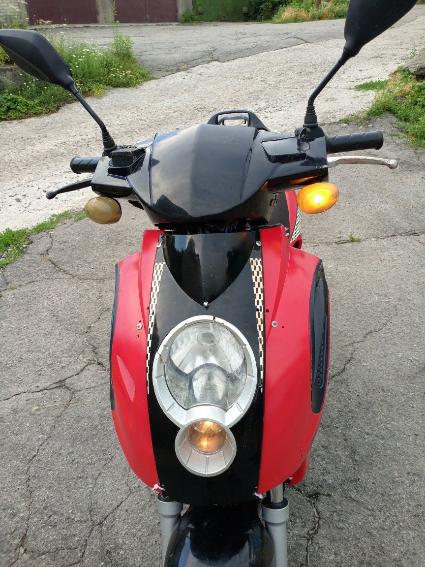 Продам скутер(мопед) VIPER F50