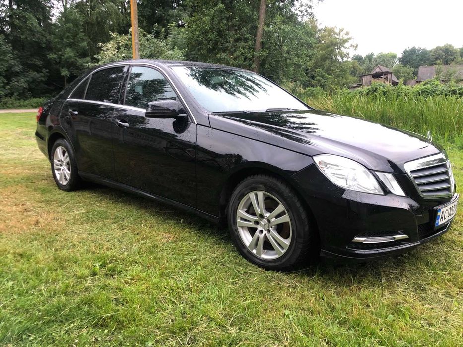 Mercedes-Benz E-Class 2012
