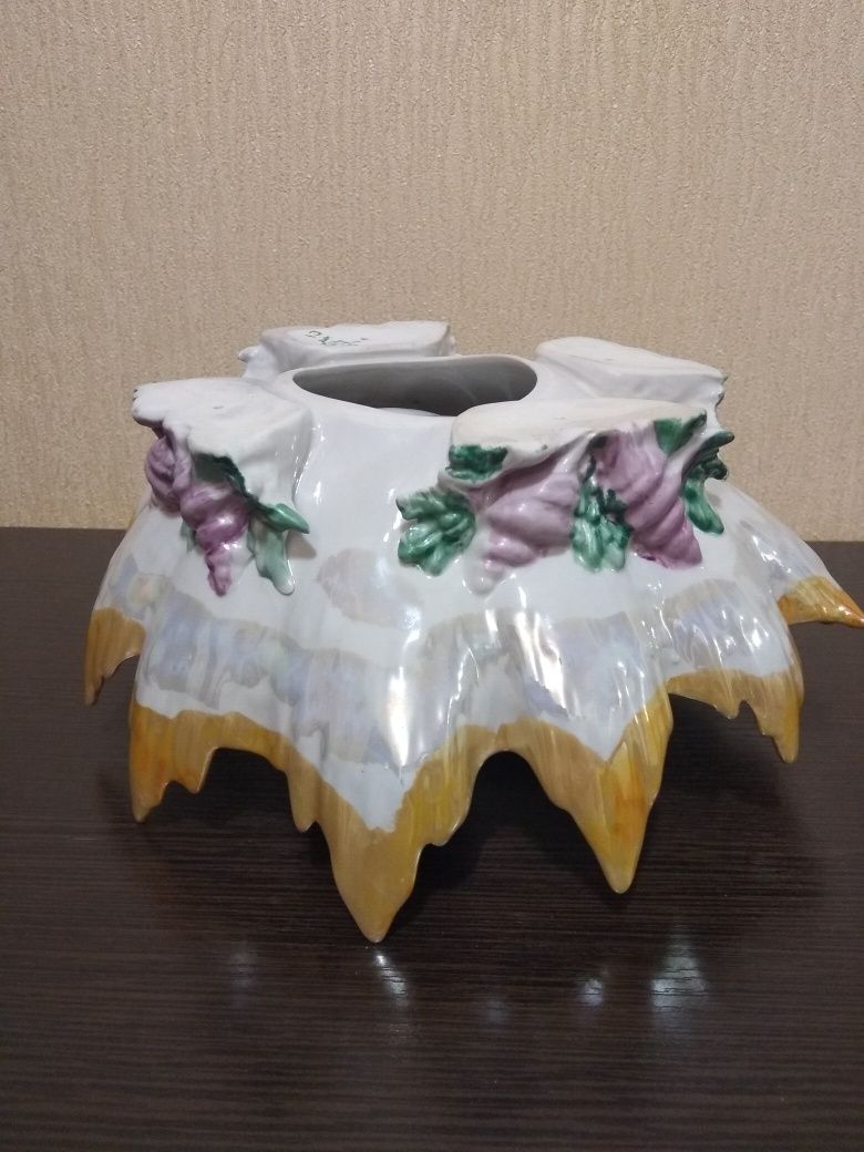 Продам винтажную конфетницу