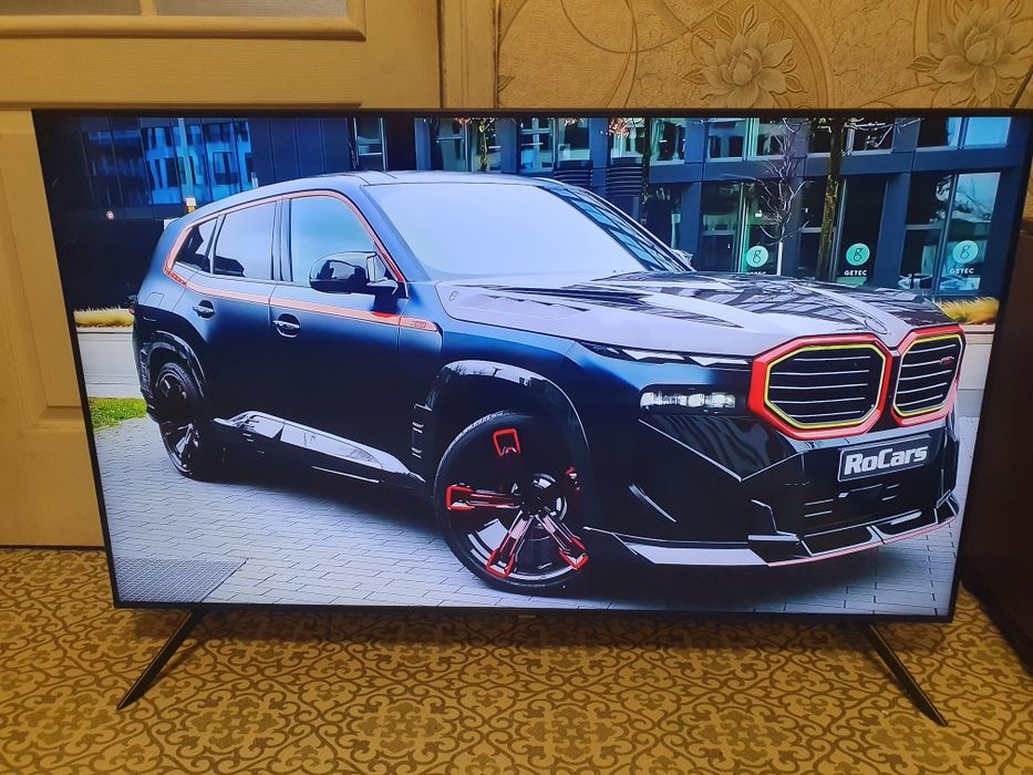 Samsung 50 Crystal UHD smart 4k Wifi 
Розмір екрану: 50