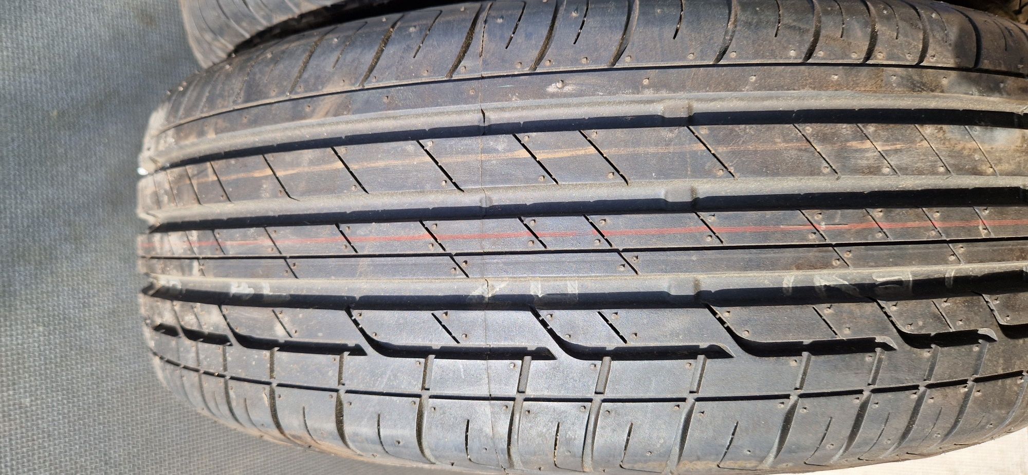 Komplet opon 4szt bridgestone turanza t001 215/60/16 95v dot0918 nowe