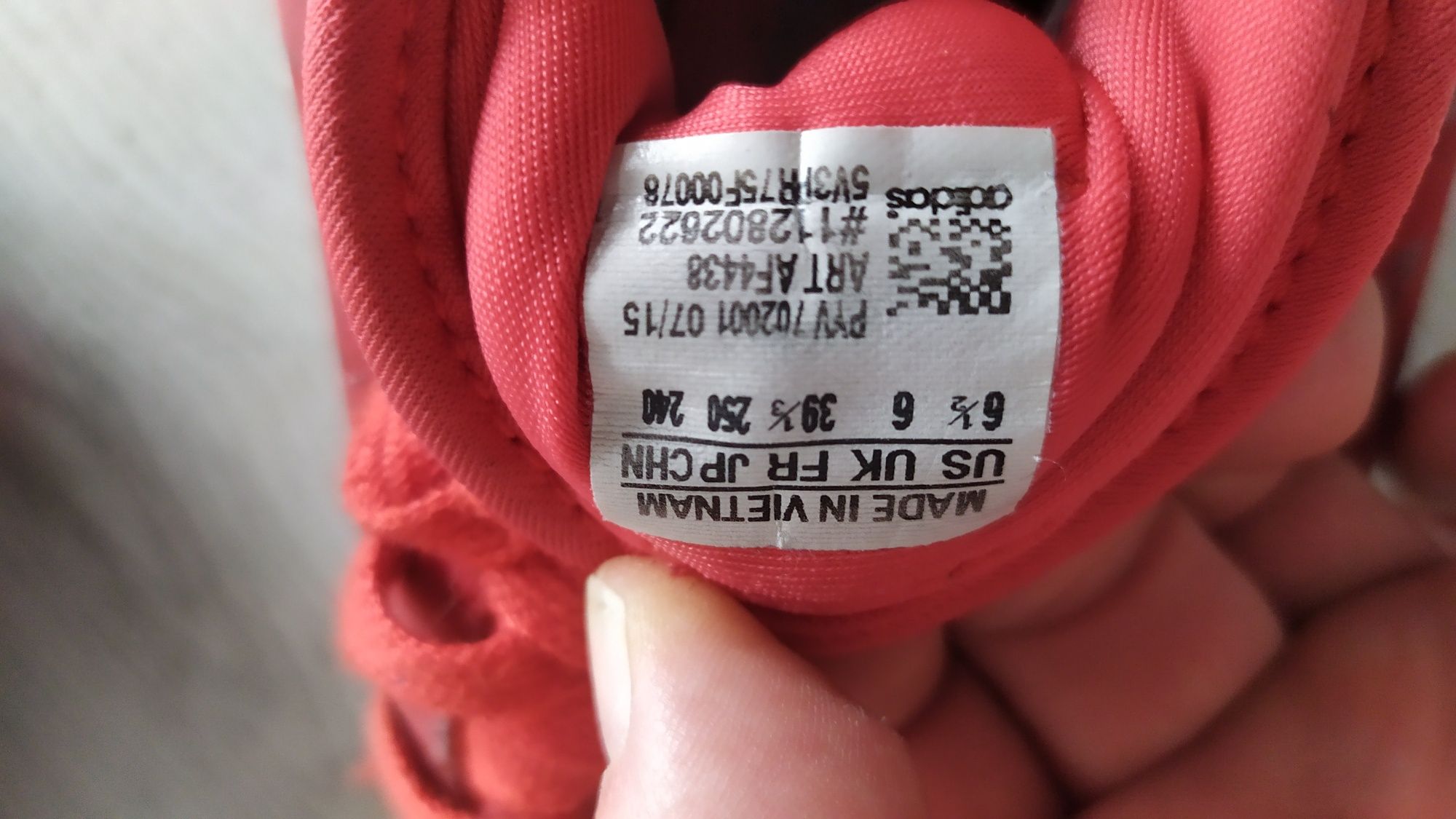 Adidas czerwone buty r.39