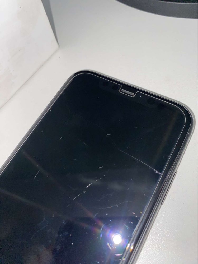 iPhone 11 64GB czarny
