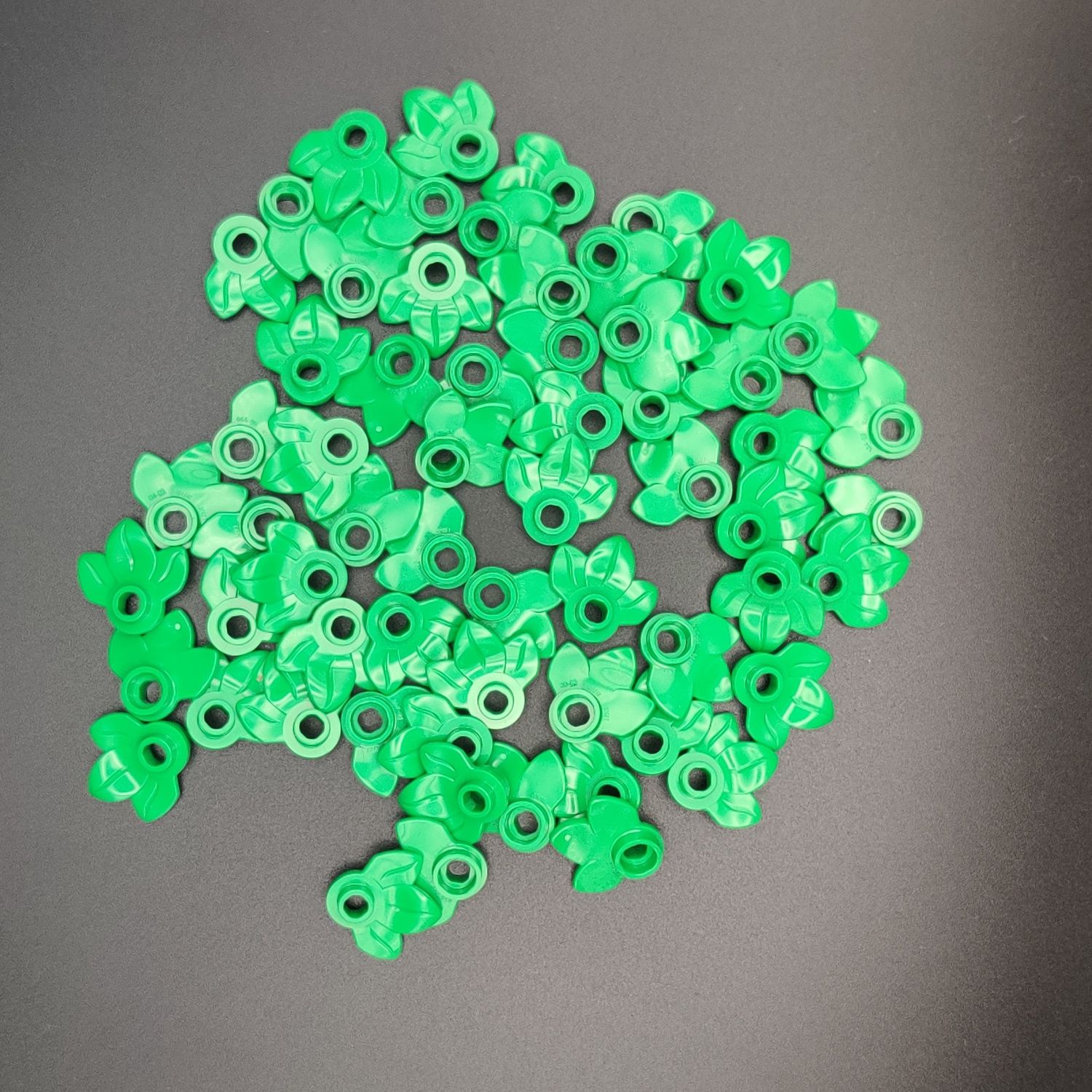 LEGO elementy liście - 100 sztuk - elementy mix