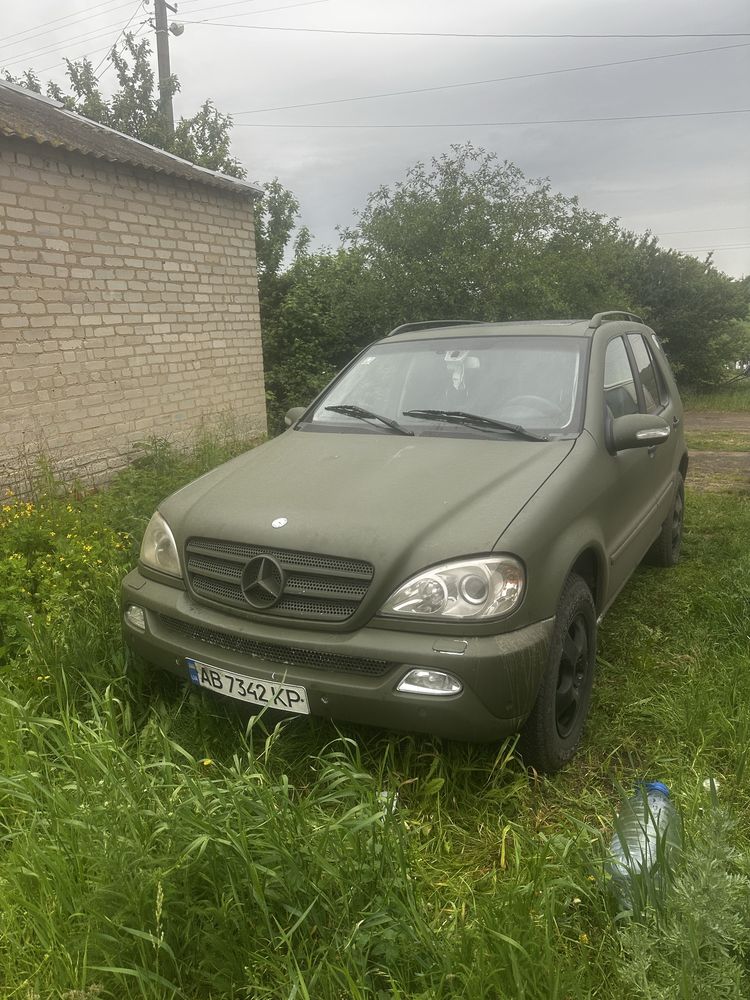 Продам мерседес ml163 2.7 tdi