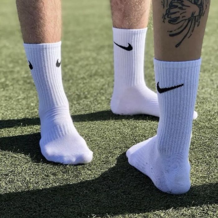 Носки Найк белые высокие
