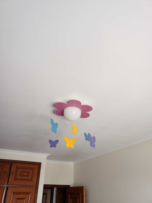 Candeeiro de teto infantil