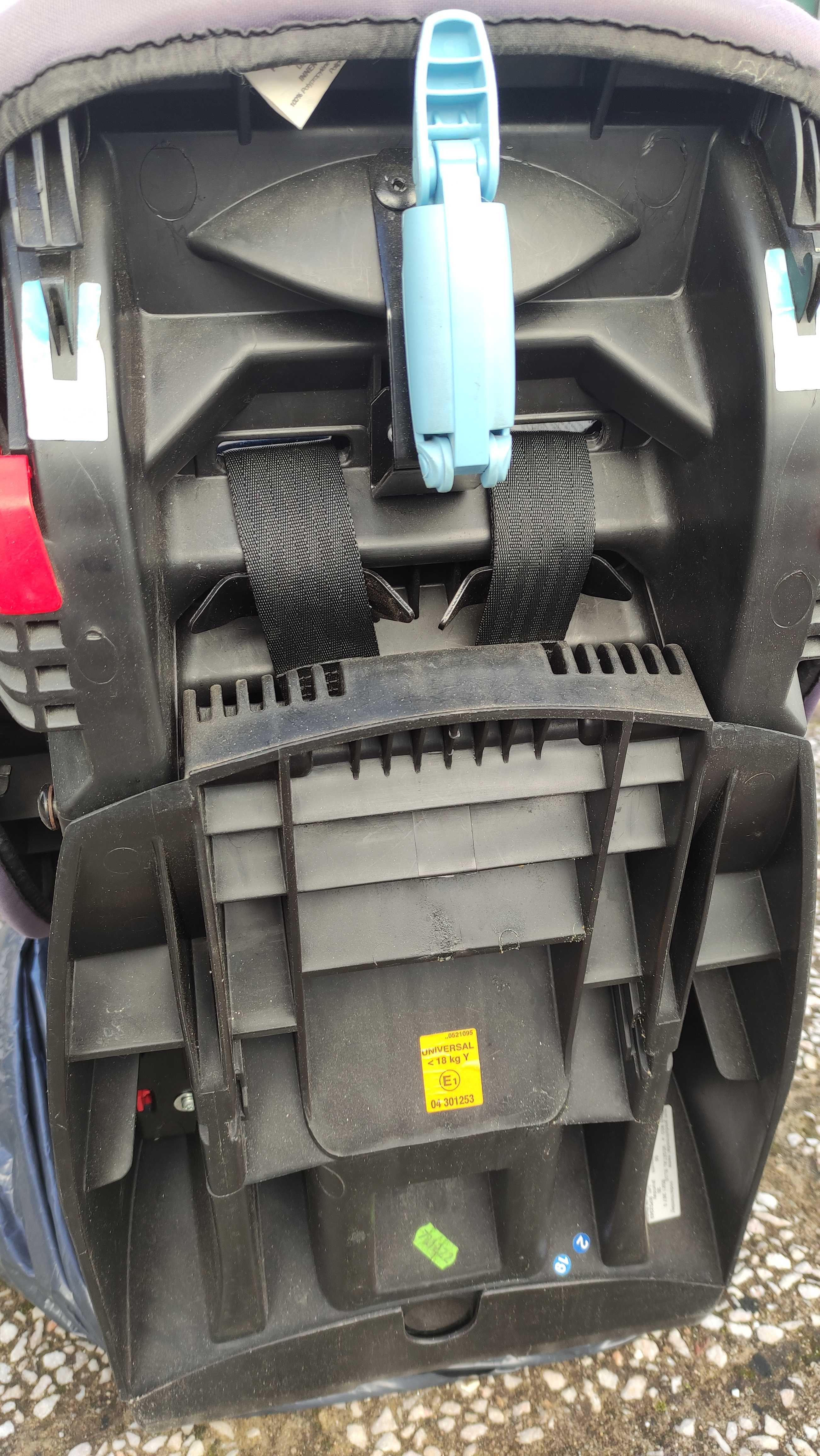Cadeira auto Bebe Confort Iseos Neo